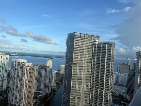 200 Biscayne Boulevard Way Miami FL 33131
