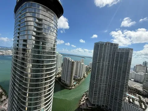200 Biscayne Boulevard Way Miami FL 33131