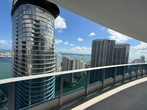 200 Biscayne Boulevard Way Miami FL 33131