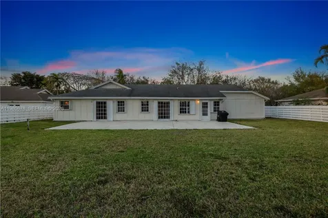 14952 SW 149th Street Miami FL 33196