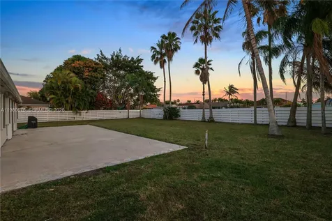 14952 SW 149th Street Miami FL 33196