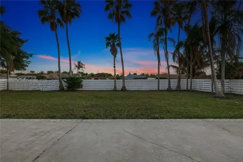 14952 SW 149th Street Miami FL 33196