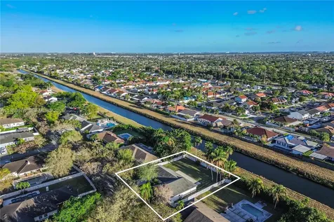 14952 SW 149th Street Miami FL 33196
