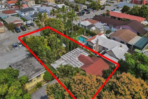 2258 SW 15th Street Miami FL 33145