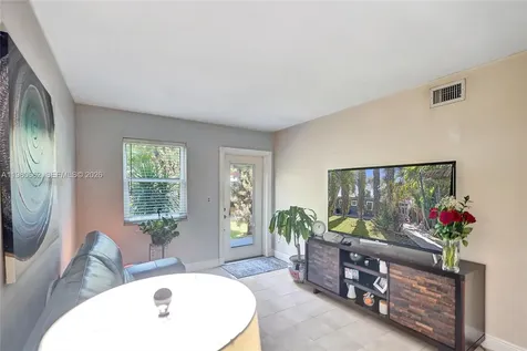 2258 SW 15th Street Miami FL 33145