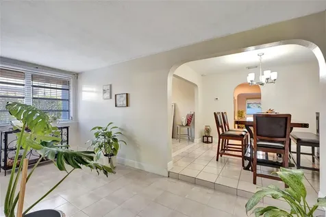 2258 SW 15th Street Miami FL 33145