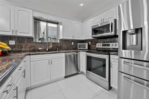 21474 SW 85th Path Cutler Bay FL 33189