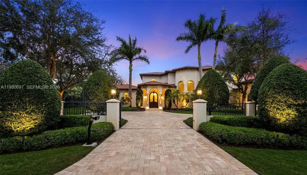 6255 SW 133rd Street Pinecrest FL 33156