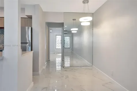 820 SW 11th Avenue Hallandale Beach FL 33009