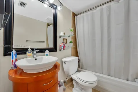 3777 NW 78th Avenue Davie FL 33024