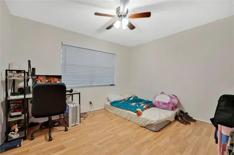 3777 NW 78th Avenue Davie FL 33024