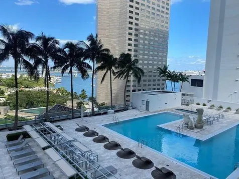 325 S Biscayne Boulevard Miami FL 33131