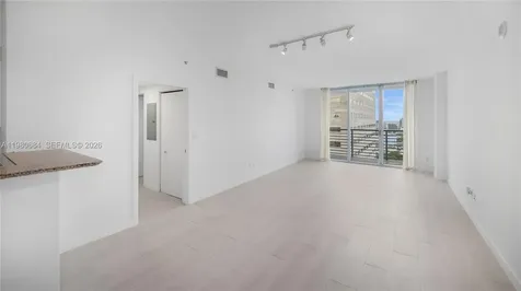 325 S Biscayne Boulevard Miami FL 33131