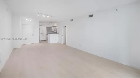 325 S Biscayne Boulevard Miami FL 33131