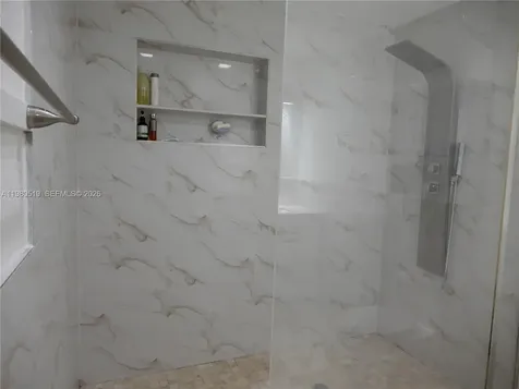 19901 SW 92nd Avenue Cutler Bay FL 33157