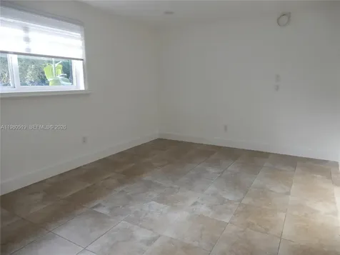 19901 SW 92nd Avenue Cutler Bay FL 33157
