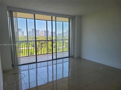20335 W Country Club Drive Aventura FL 33180