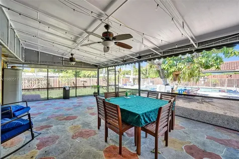 1015 S 14th Avenue Hollywood FL 33020