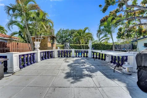 1015 S 14th Avenue Hollywood FL 33020