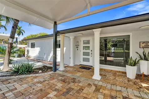1015 S 14th Avenue Hollywood FL 33020