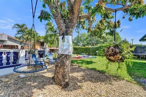 1015 S 14th Avenue Hollywood FL 33020