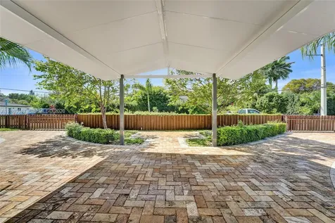 1015 S 14th Avenue Hollywood FL 33020