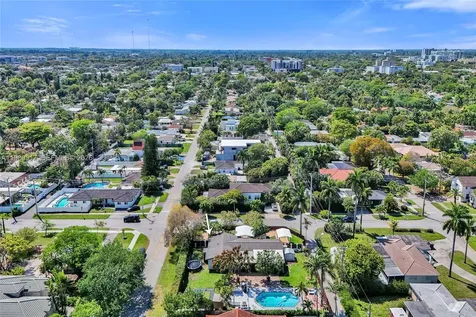 1015 S 14th Avenue Hollywood FL 33020