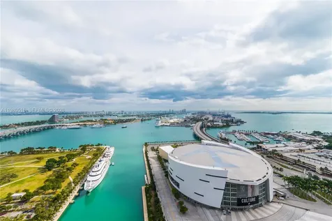 888 Biscayne Boulevard Miami FL 33132