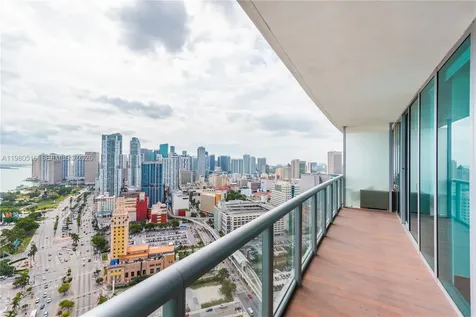 888 Biscayne Boulevard Miami FL 33132