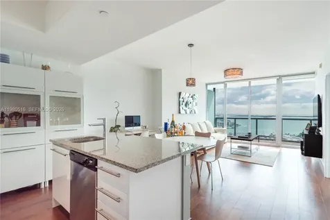 888 Biscayne Boulevard Miami FL 33132