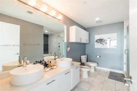 888 Biscayne Boulevard Miami FL 33132