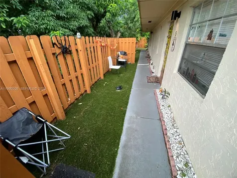 4621 SW 33rd Avenue Dania Beach FL 33312
