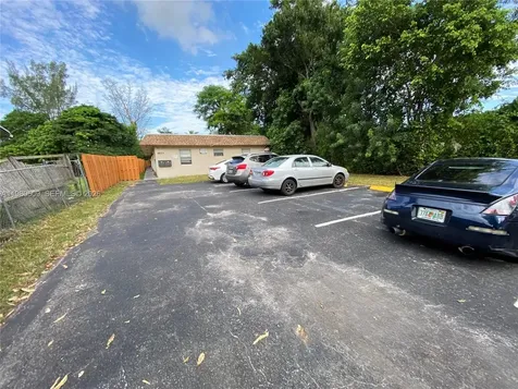 4621 SW 33rd Avenue Dania Beach FL 33312