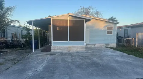 19800 SW 180th Avenue Lot 266 Miami FL 33187