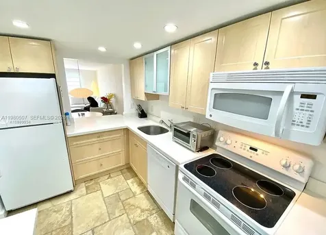 240 Galen Drive Key Biscayne FL 33149