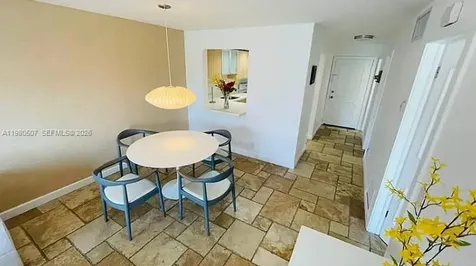 240 Galen Drive Key Biscayne FL 33149