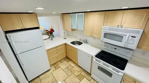 240 Galen Drive Key Biscayne FL 33149