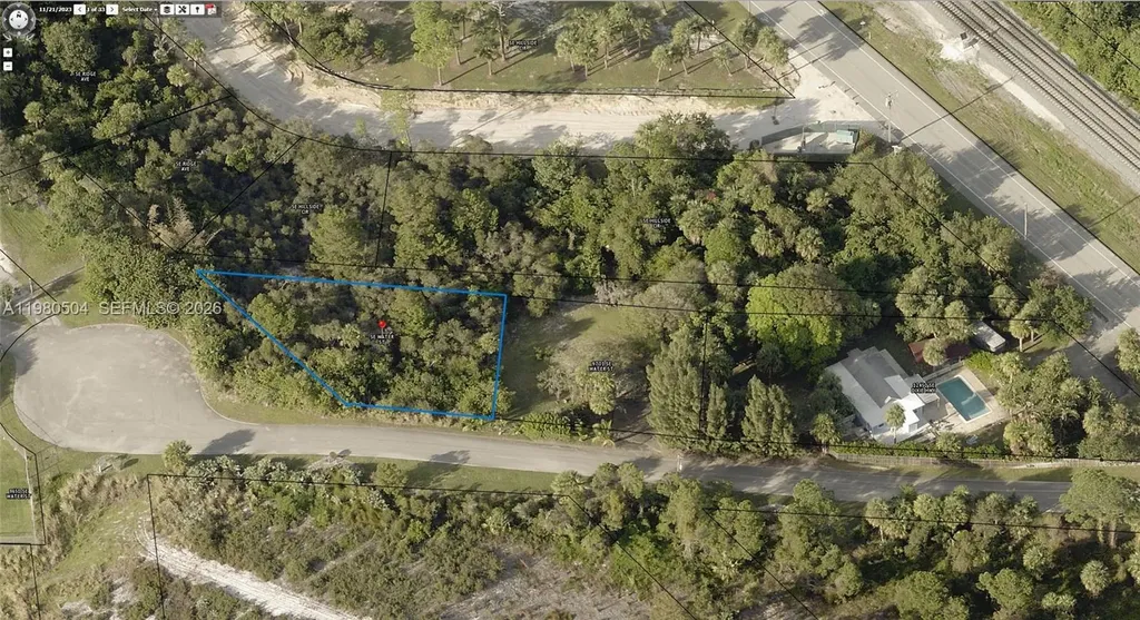 9701-B SE Water Street Hobe Sound FL 33455