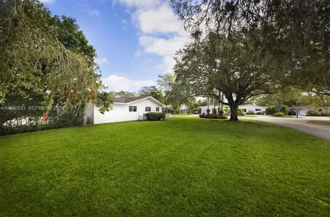 15700 SW 77th Court Palmetto Bay FL 33157