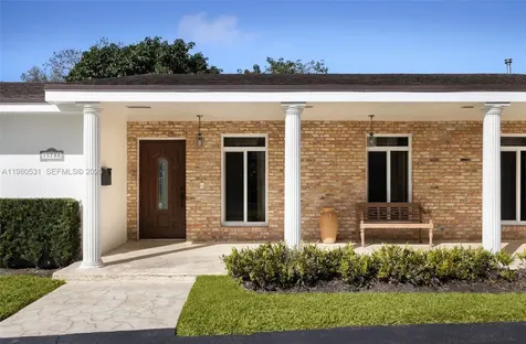 15700 SW 77th Court Palmetto Bay FL 33157