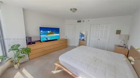 3530 Mystic Pointe Drive Aventura FL 33180
