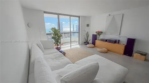 3530 Mystic Pointe Drive Aventura FL 33180
