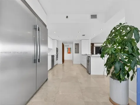 11113 Biscayne Boulevard Miami FL 33181