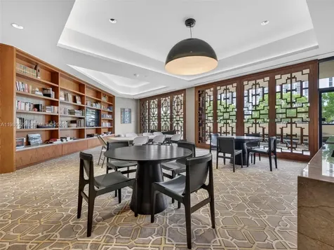 11113 Biscayne Boulevard Miami FL 33181