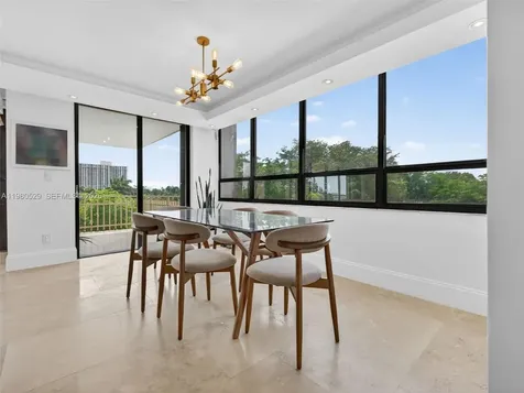 11113 Biscayne Boulevard Miami FL 33181