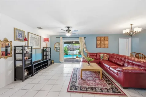 737 SW 2nd Court Hallandale Beach FL 33009