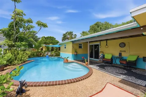 737 SW 2nd Court Hallandale Beach FL 33009