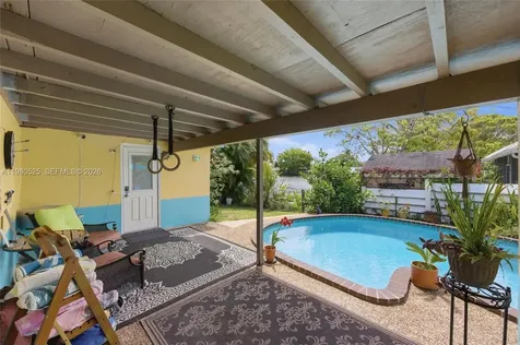 737 SW 2nd Court Hallandale Beach FL 33009