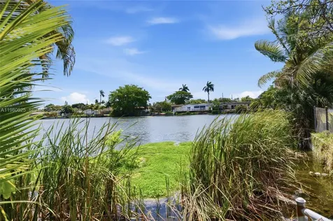 737 SW 2nd Court Hallandale Beach FL 33009