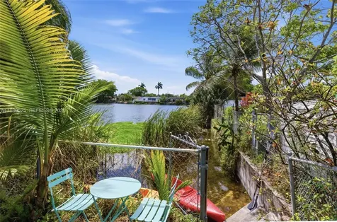 737 SW 2nd Court Hallandale Beach FL 33009